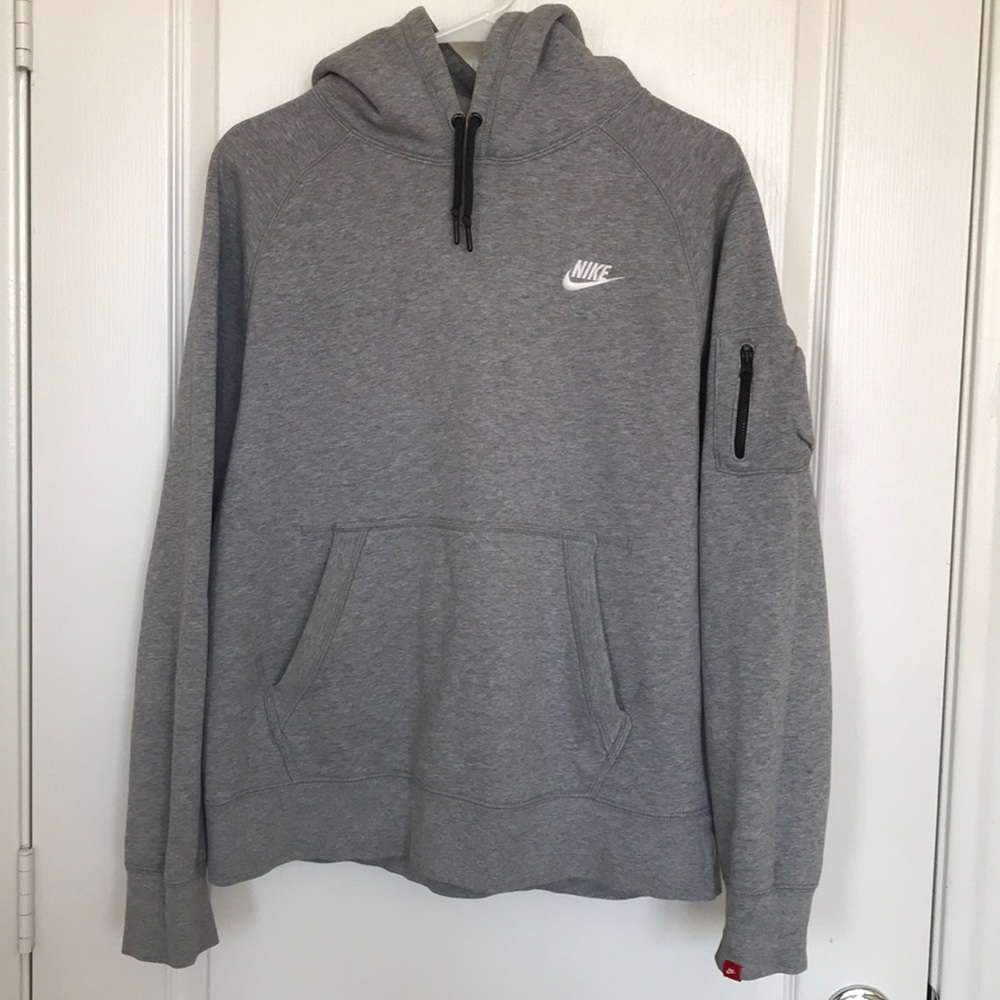 Nike men’s hoodie